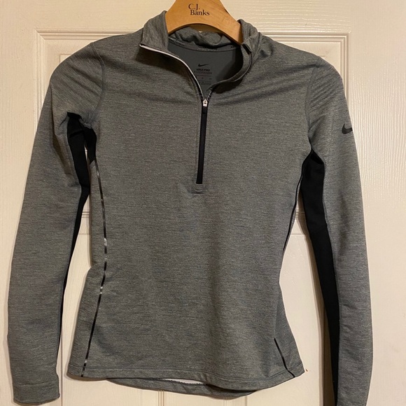 Nike pull over - Picture 1 of 2